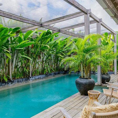 Mundaka Villa By Betterplace Canggu Εξωτερικό φωτογραφία