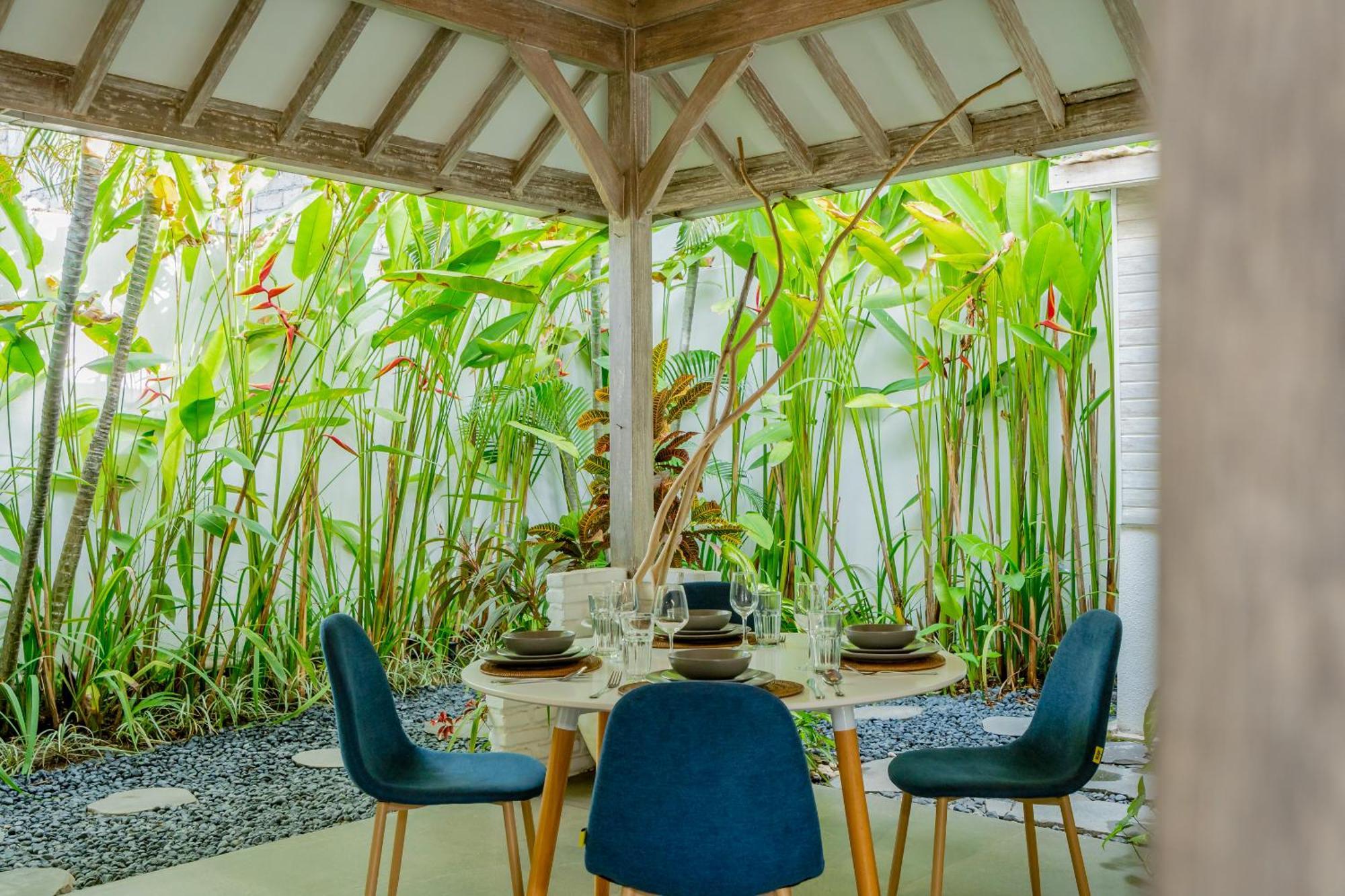 Mundaka Villa By Betterplace Canggu Εξωτερικό φωτογραφία